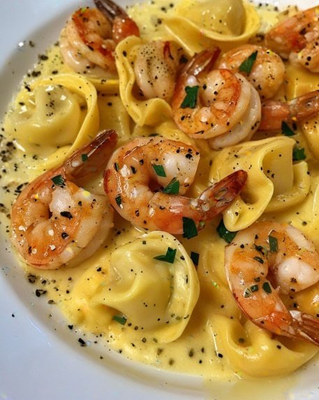 Shrimp Tortellini with Lemon Garlic Cream Sauce 462143979_122113191284530394_7381309980930946923_n