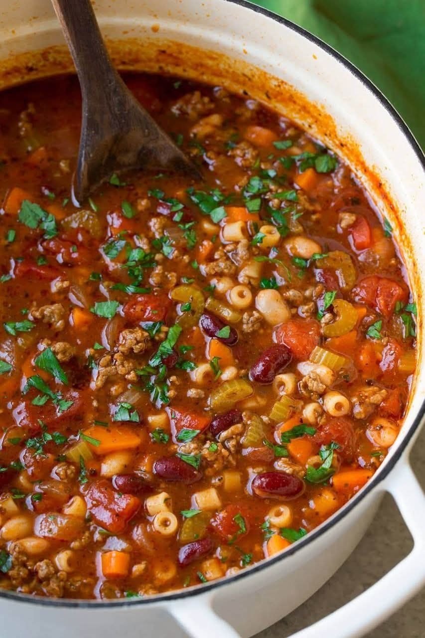 Pasta e Fagioli – The Ultimate Italian Comfort Soup 480854142_1358723129154751_786367274842416064_n