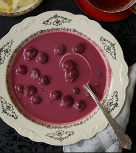 Hungarian Chilled Cherry Soup (Meggyleves)ππΊ Capture dβΓ©cran 2025-05-12 204413