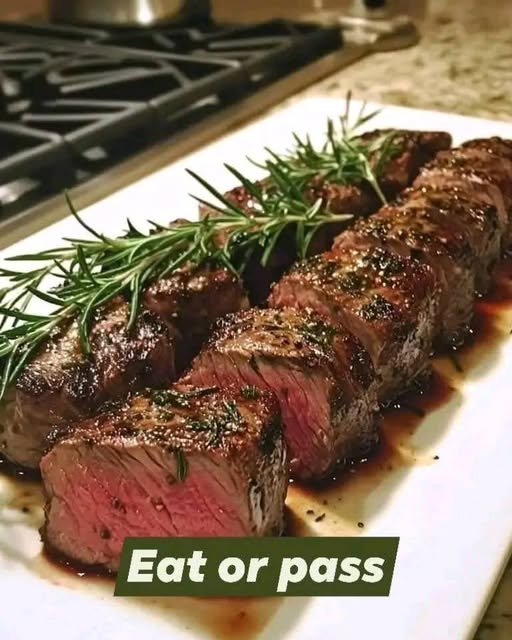 🥩 Million Dollar Roast Beef Tenderloin 537199799_122123145326937662_1699612392760751856_n