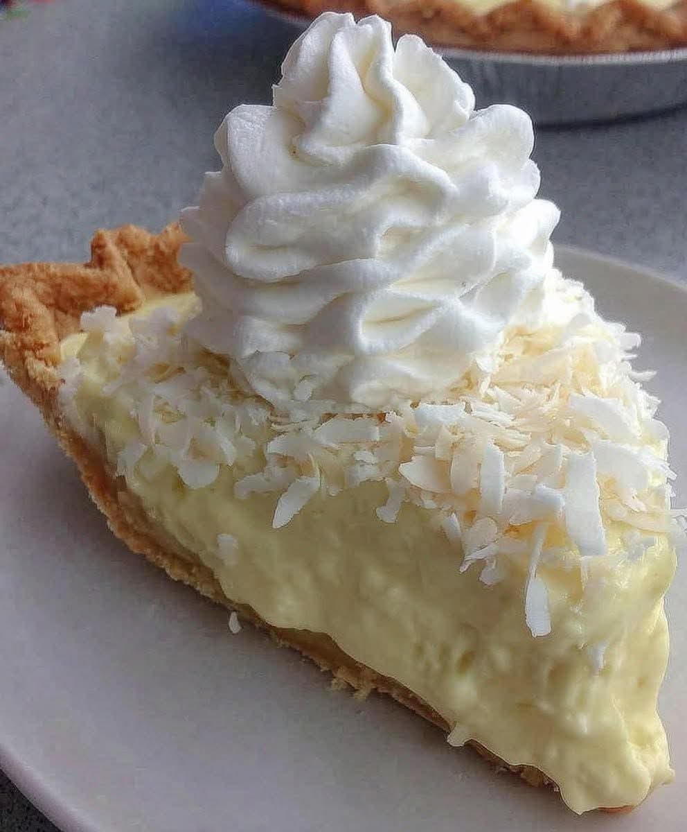 The delicious and easy to make No Bake Coconut Cream Pie 555599990_2848877805502902_2280964755496489789_n