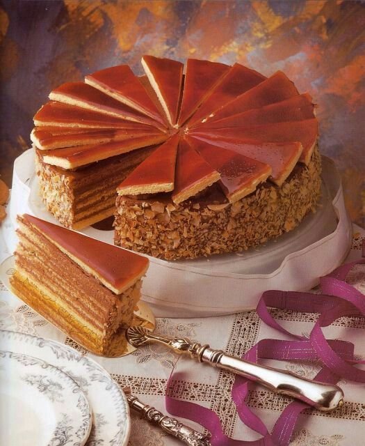 Dobos Cake (Doboš torta) Recipe🇭🇺. 5d245986ce632a82b8a454ccbe0c8c38