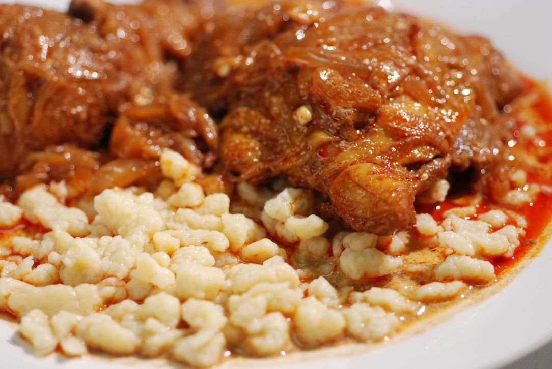 Hungarian Chicken Paprikash with Dumplings (Csirke-Paprikas & Nokedli)🇭🇺 268d91719d4d8eb6a137e069005d6286