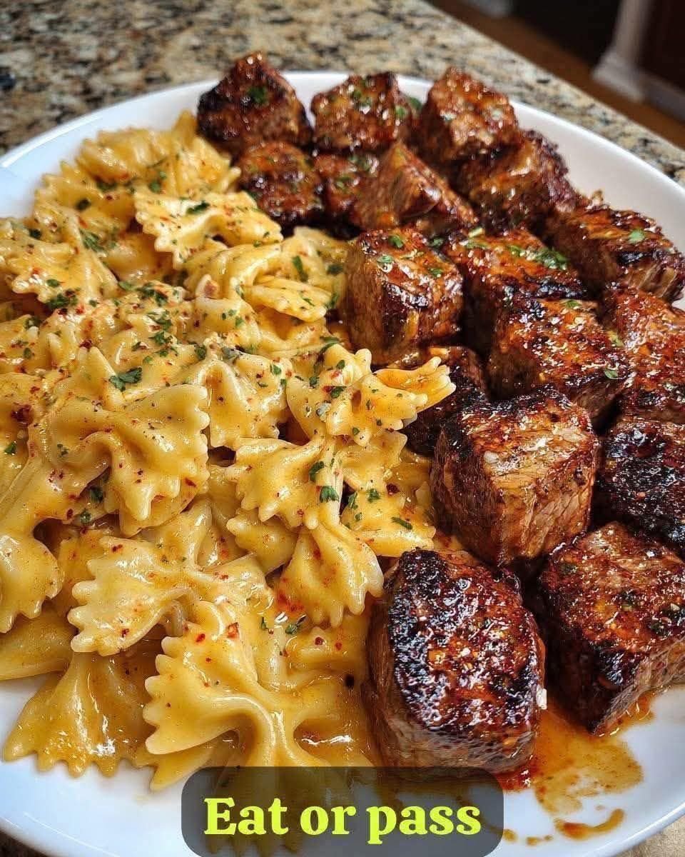 Creamy Garlic Butter Chicken & Linguine in Alfredo Sauce 587233422_1500437684399860_2021575464563489782_n