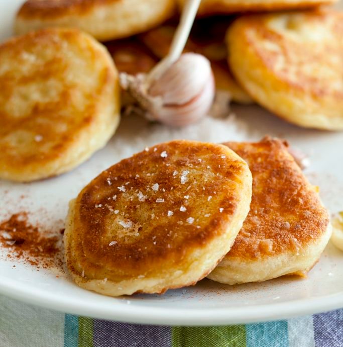 Krumplislangos (hungarian potato cakes)🇭🇺 fae202ca587b94be4e4020d3b7ca2c1f (3)