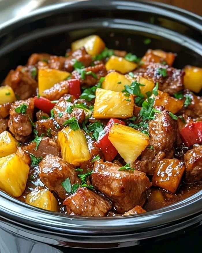 Creamy Garlic Butter Steak Bites 598092343_1539993420601380_5465214966358759940_n