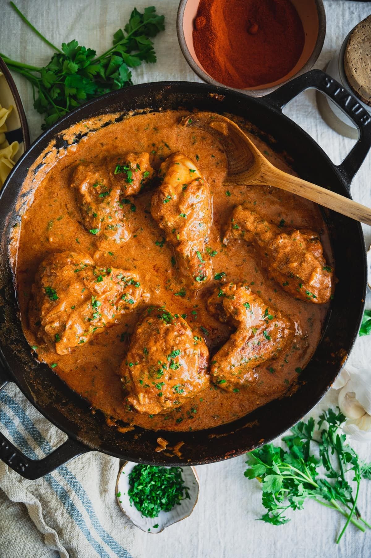 Hungarian Chicken Paprikash🇭🇺 7c698f00124919b0226afb006c661276 (1)